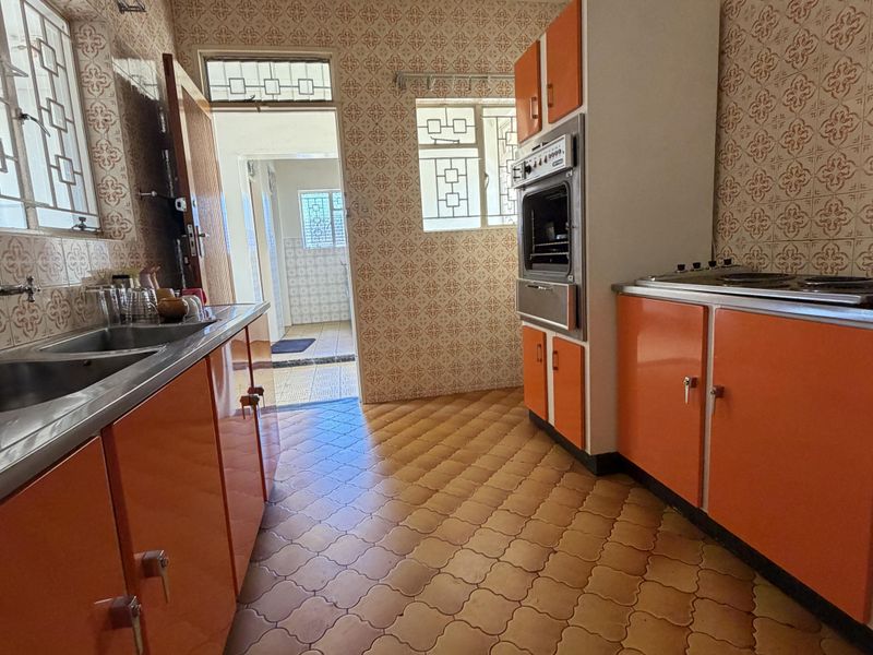 Elegant 4-Bedroom Double-Storey Home with Generous Living Spaces - Photo 5