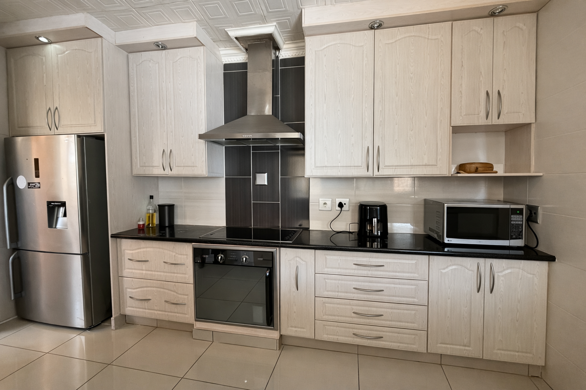 Elegant 4-Bedroom Double-Storey Home with Generous Living Spaces - Photo 3