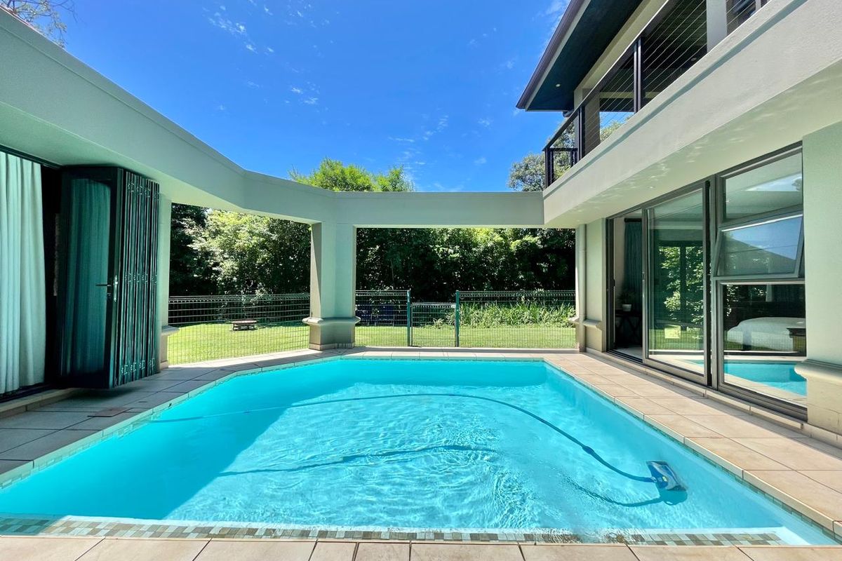 Expansive Family Home - Photo 3