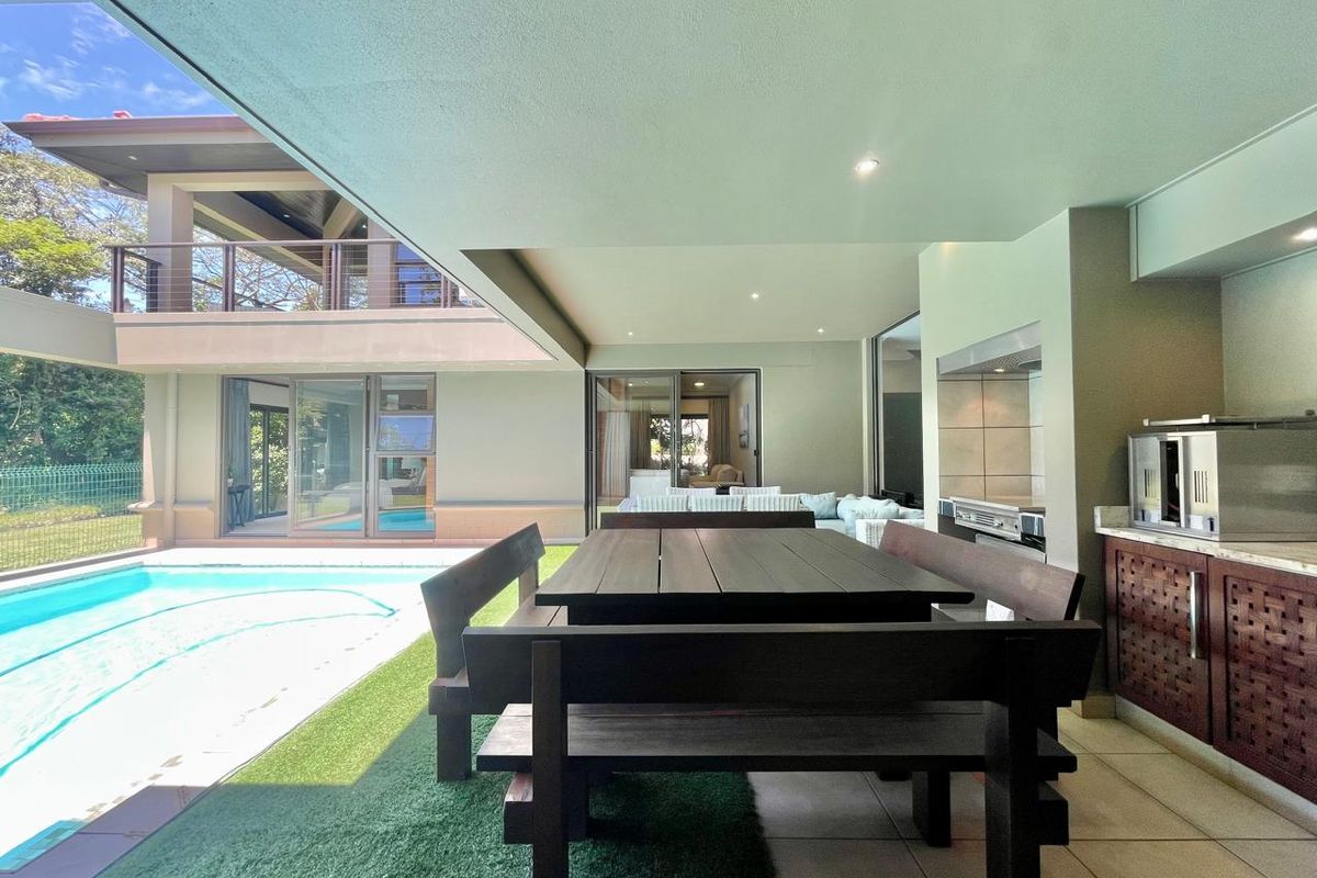 Expansive Family Home - Photo 4