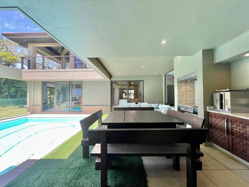 Expansive Family Home - Photo 4