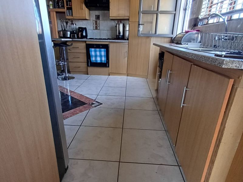 3 Bed House for Sale in Aloevale - Photo 8