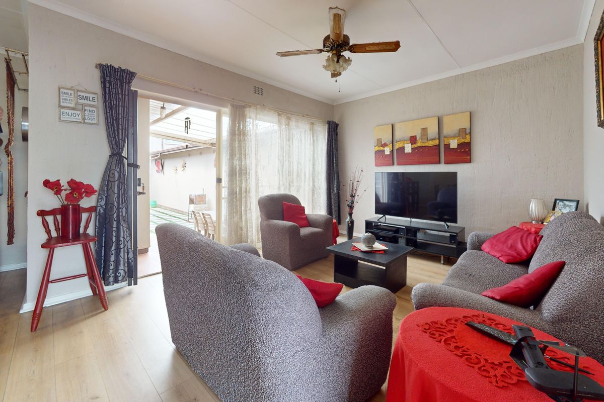 Neat 3-Bedroom Simplex in Secure Lentehof Complex – Pet Friendly! - Photo 4