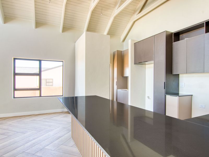 Modern New-Build in Mzuri Estate, Somerset West - Photo 10