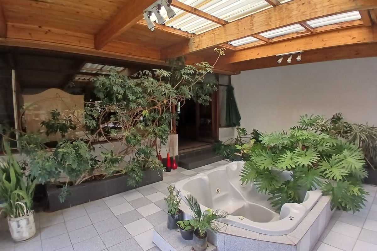 Three properties at one address - Photo 5