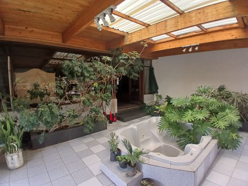 Three properties at one address - Photo 5