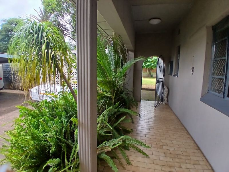 Three properties at one address - Photo 6