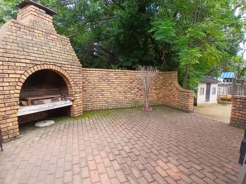 Three properties at one address - Photo 4