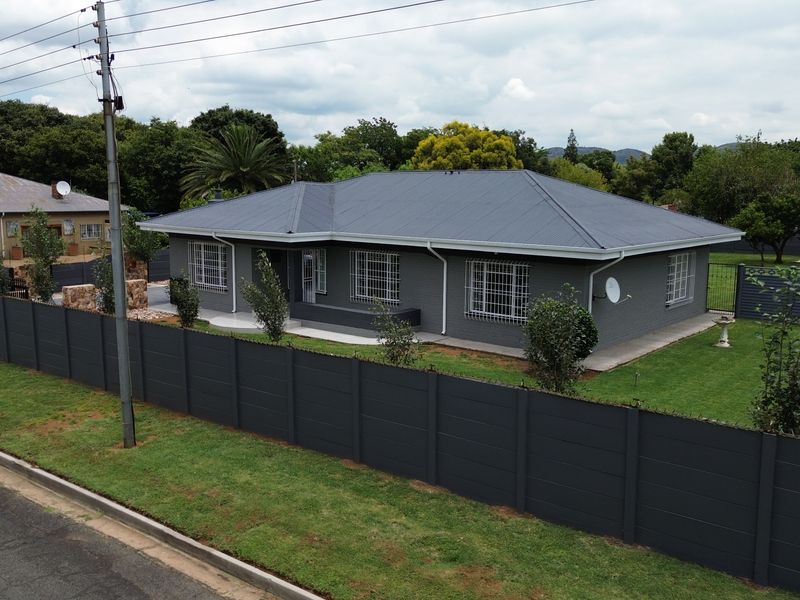 Stylishly Refurbished Family Home in Prime Heidelberg Central - Photo 3