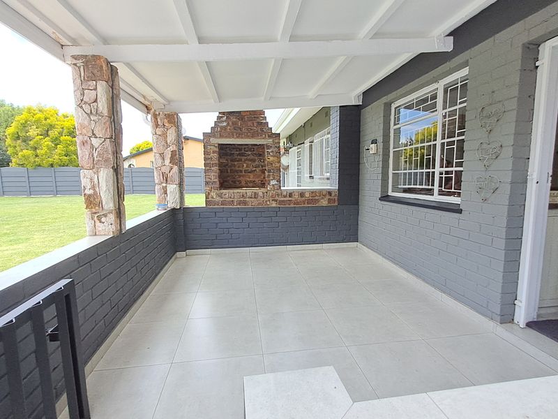 Stylishly Refurbished Family Home in Prime Heidelberg Central - Photo 4