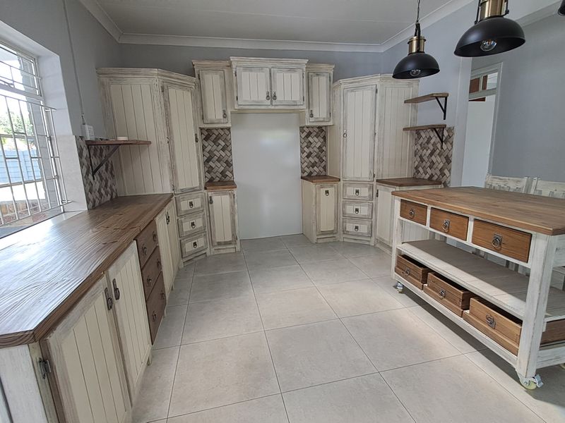 Stylishly Refurbished Family Home in Prime Heidelberg Central - Photo 5