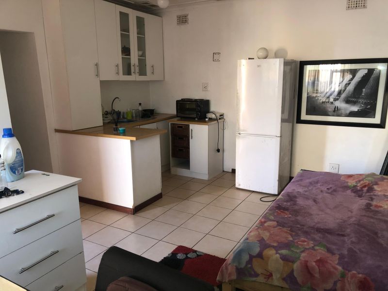 3 bedroom home with Garage and granny flat - Photo 9