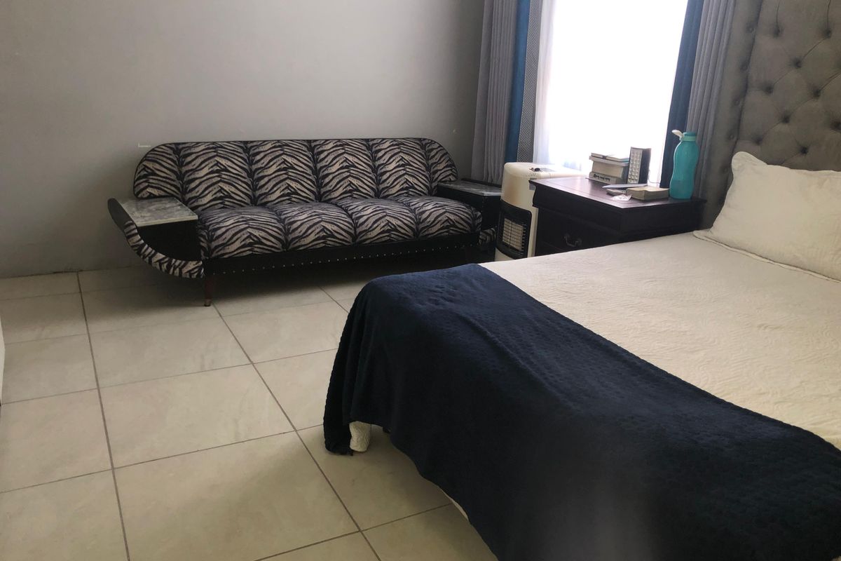 3 bedroom home with Garage and granny flat - Photo 5