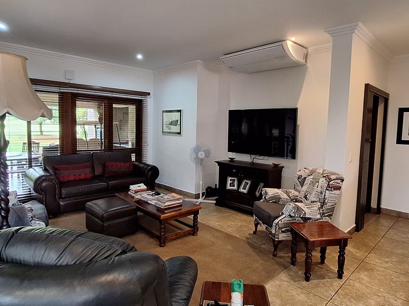 Elegant Golf Estate Living!! - Photo 7