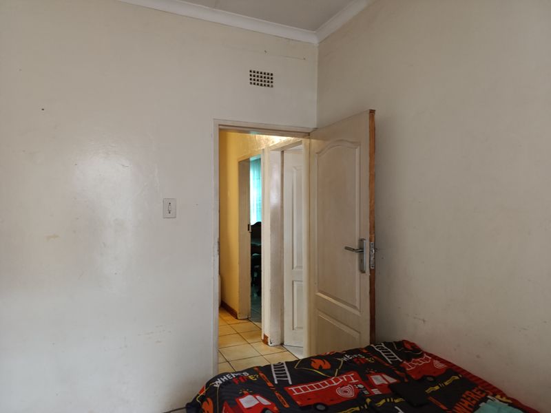 HOME FOR SALE - Photo 10