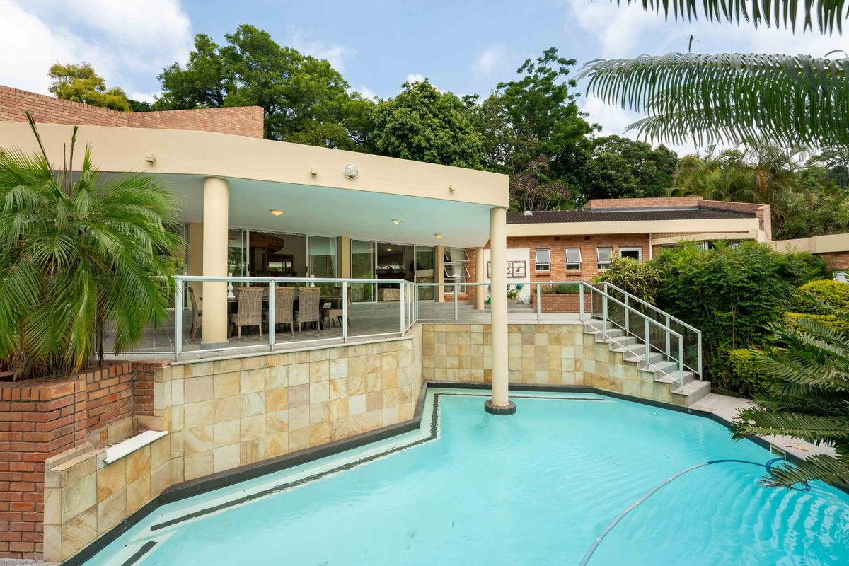 Elite Complex Home and Cottage in Golf Course Blue Zone - Photo 5