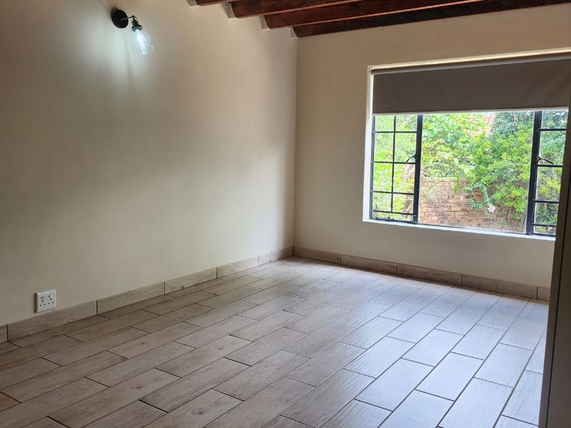 Luxury Townhouse in Wapadrand, Pretoria - Photo 7