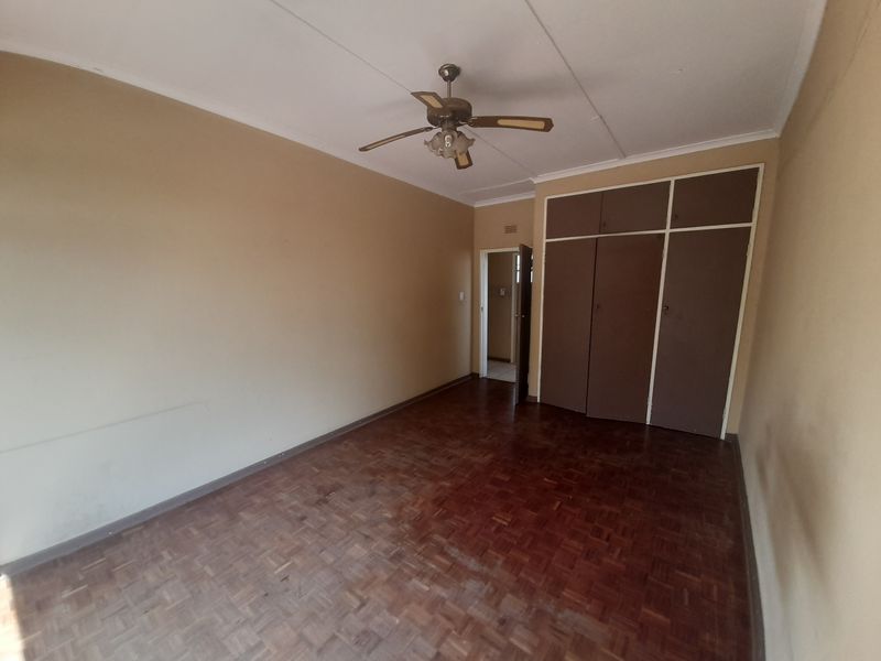 Flat at R4,150 - Photo 9