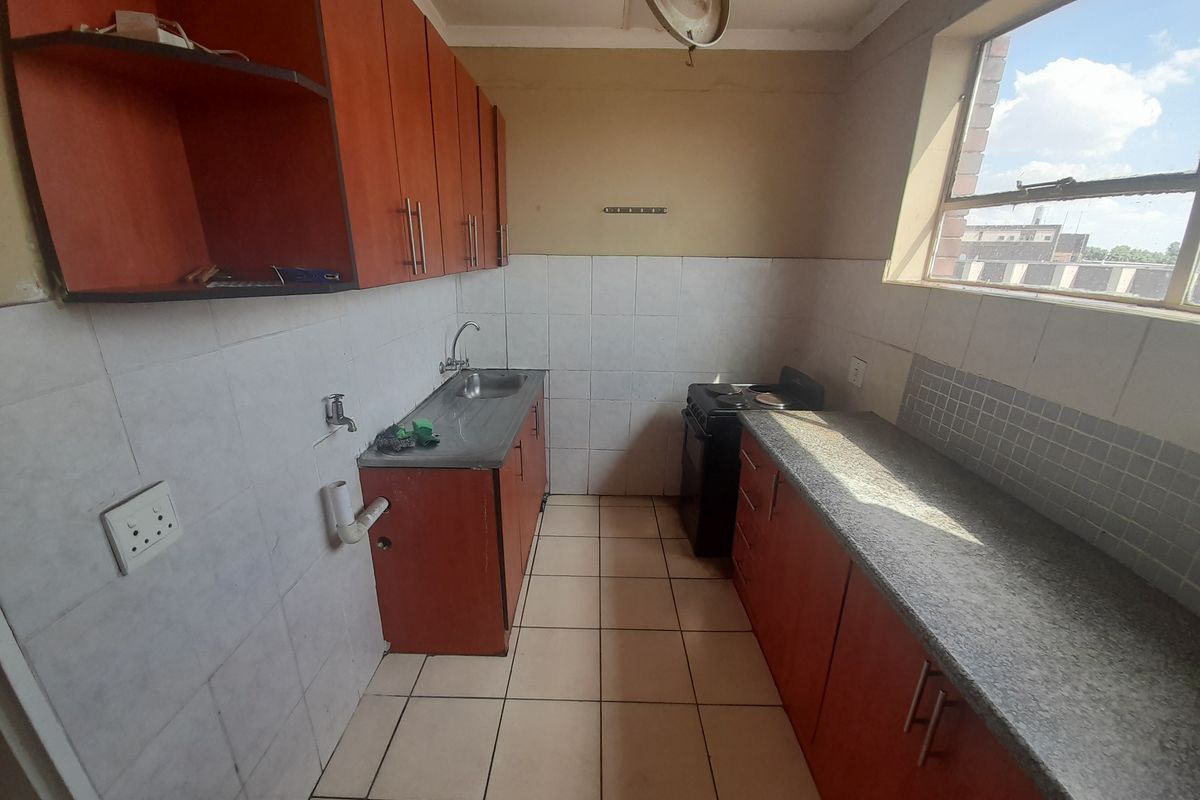 Flat at R4,250 - Photo 4