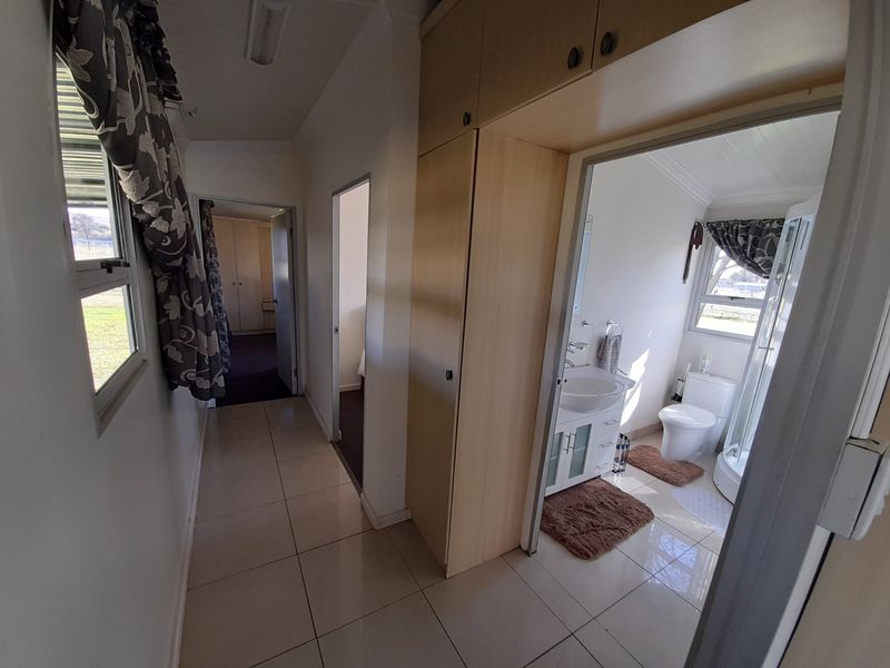 Furnished Cabin @ R8,500 - Photo 4