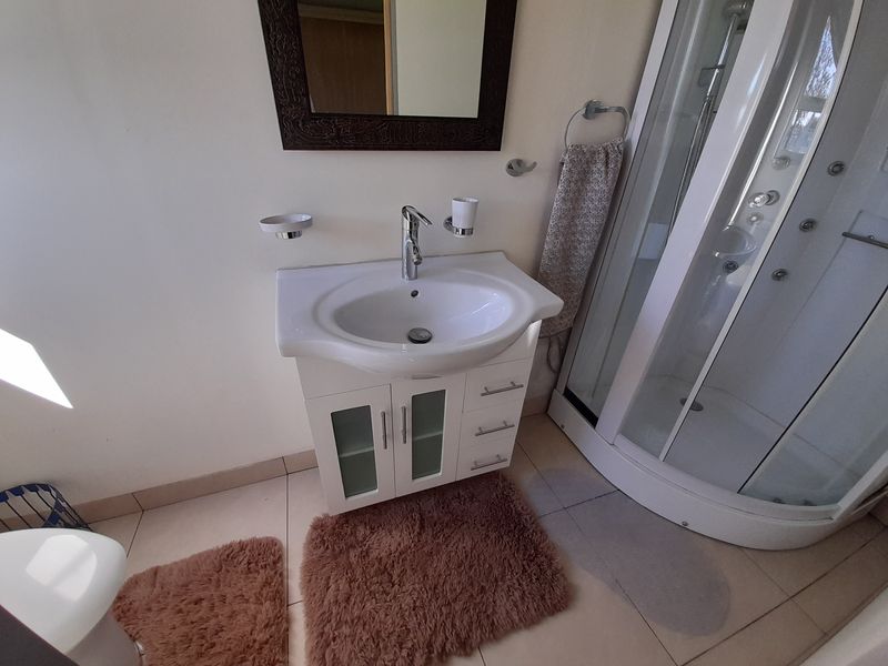 Furnished Cabin @ R8,500 - Photo 7