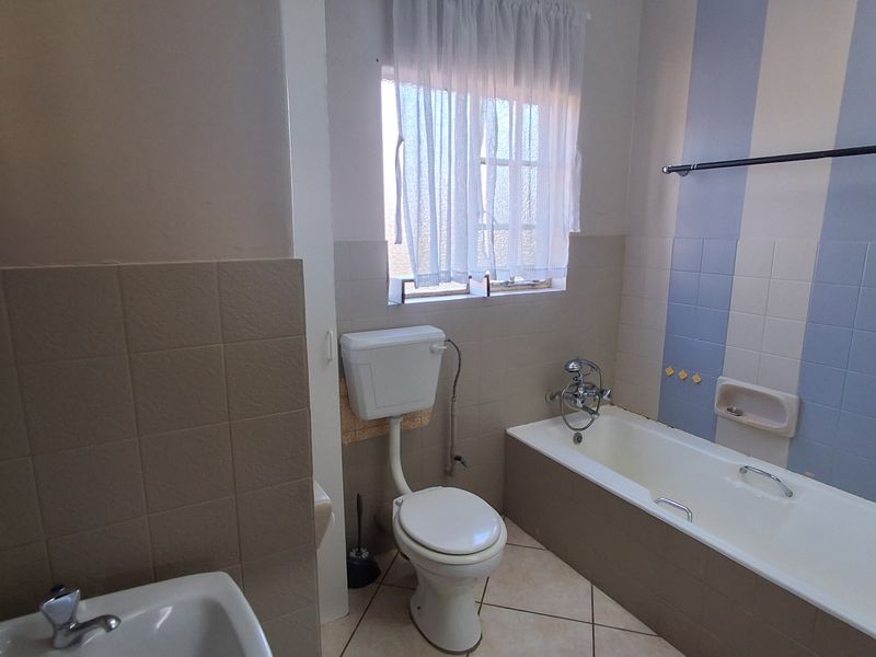 Perfect 3 Bedroom Family Home With A Potential Flatlet for sale - Photo 8