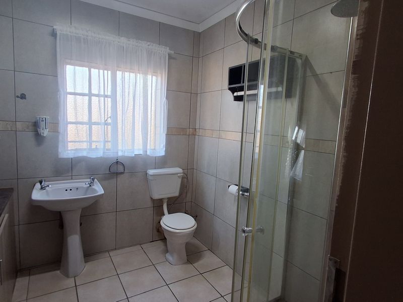 Perfect 3 Bedroom Family Home With A Potential Flatlet for sale - Photo 10