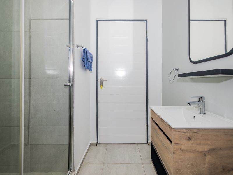Ground-Floor | Brand-New 2-Bedroom Apartment | ZomerWind Estate - Photo 9