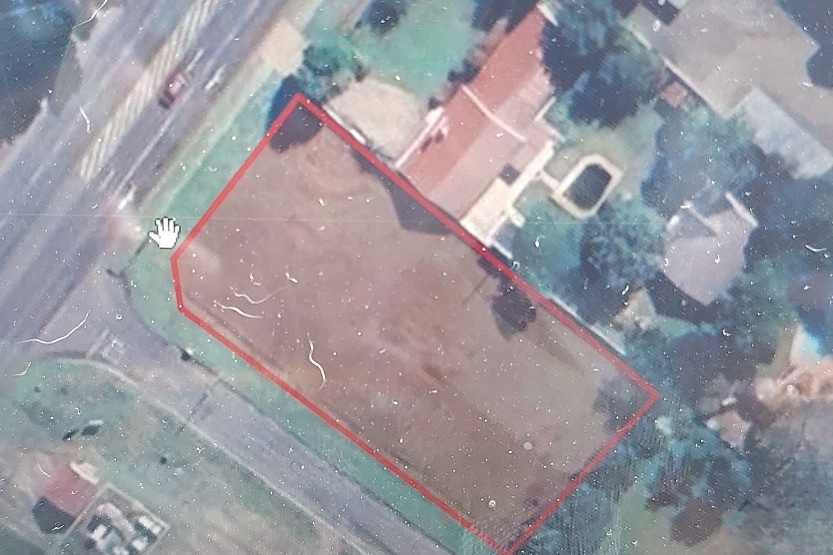 Excellent Business Potential in sought after area! - Photo 2