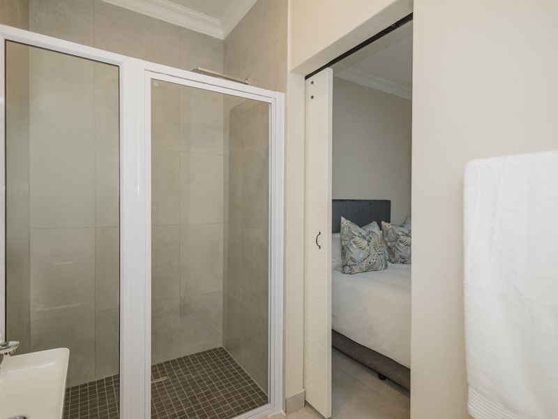 Fully Furnished Student Unit To Rent – Close to UWC - Photo 8