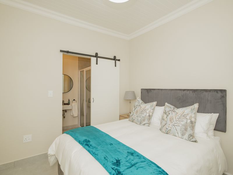 Fully Furnished Student Unit To Rent – Close to UWC - Photo 6