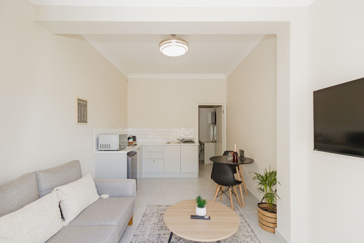 Fully Furnished Student Unit To Rent – Close to UWC - Photo 5