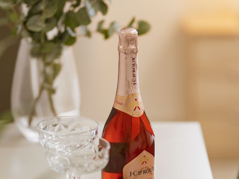 Unit 5 – Bachelor Garden Studio (Ideal for Solo or Business Travellers) - Photo 8