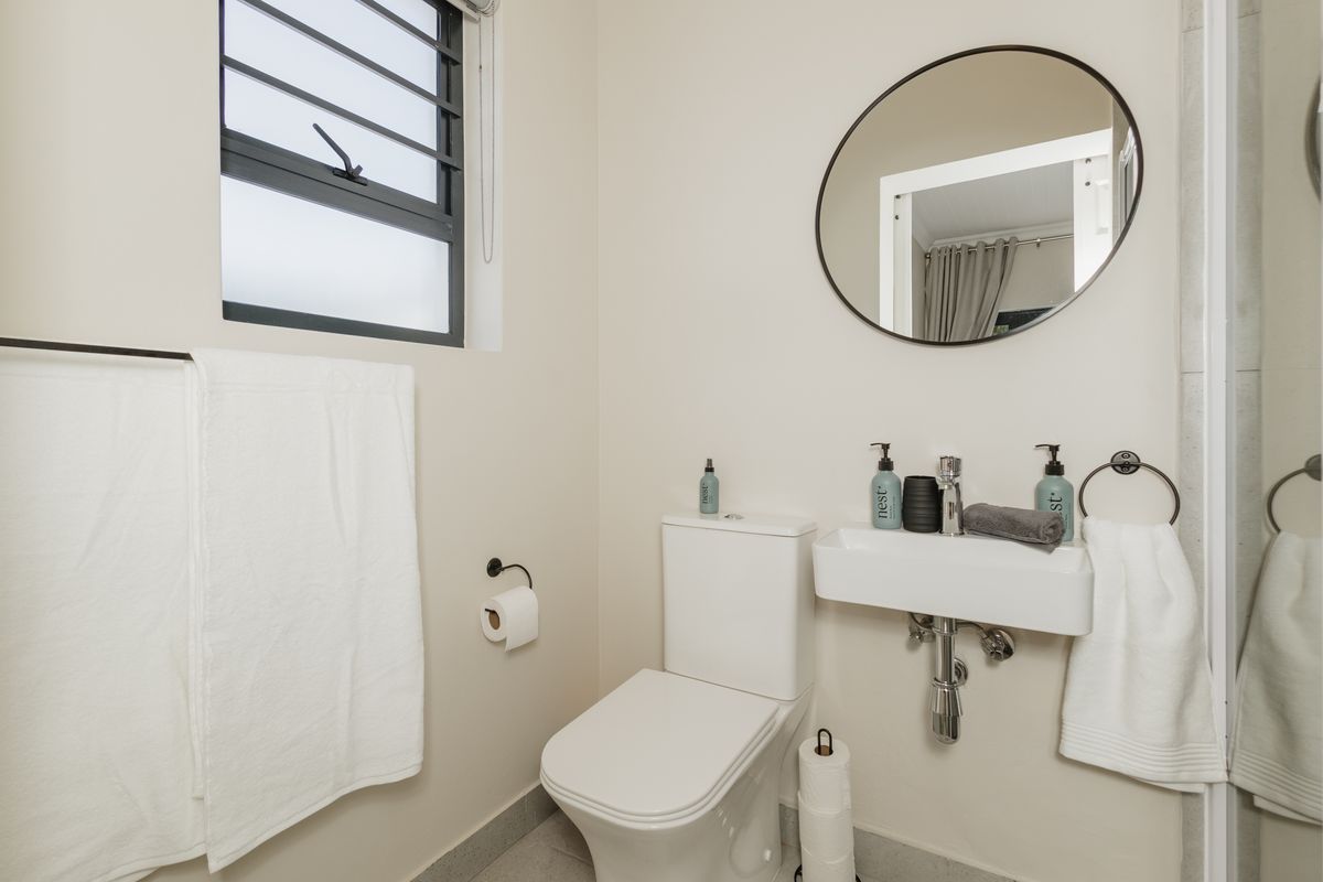 Unit 5 – Bachelor Garden Studio (Ideal for Solo or Business Travellers) - Photo 4