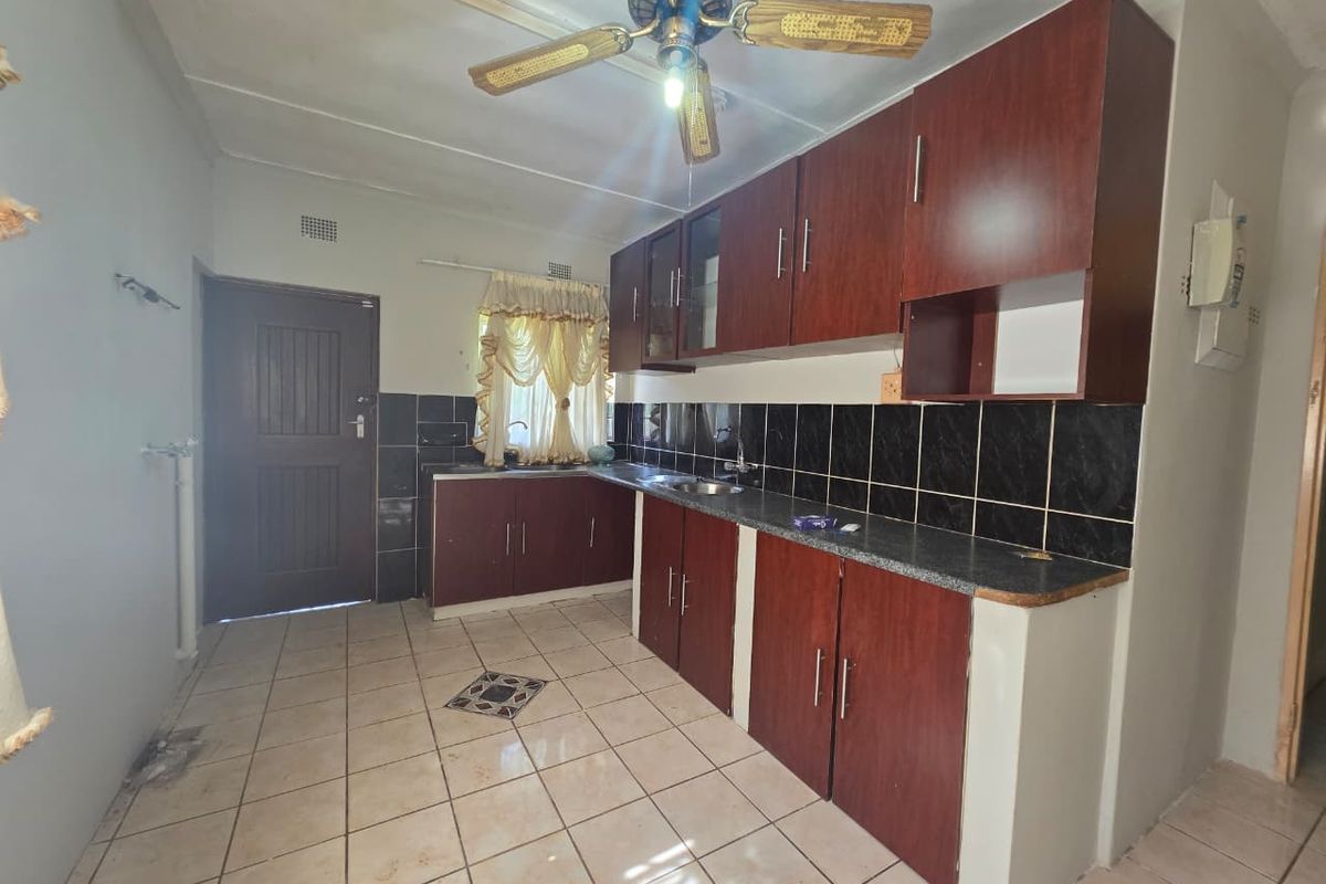 House Rental Monthly In Empangeni - Photo 2