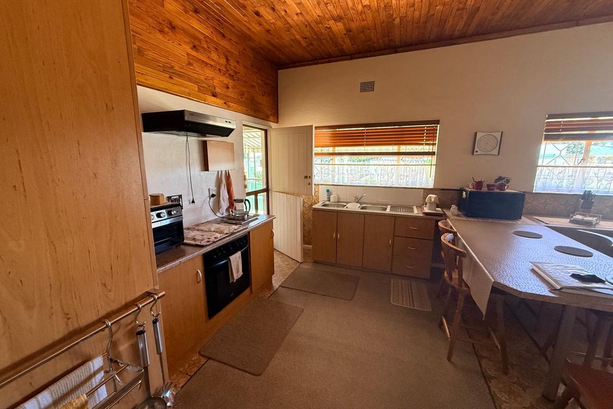 Freehold For Sale In Touws River - Photo 5
