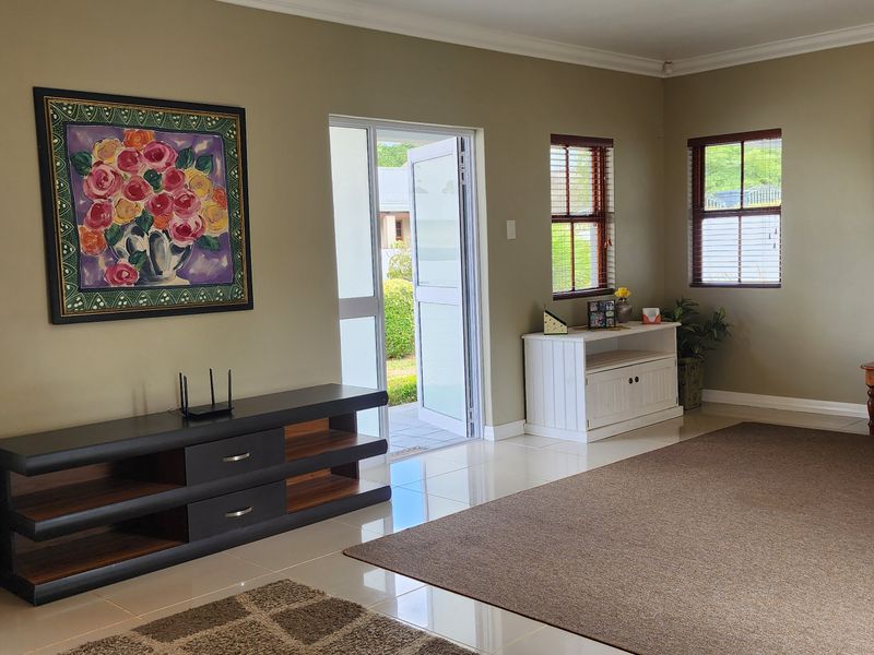 Luxury Living in This Immaculate 3-Bedroom Modern Home - Photo 3