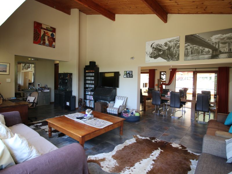 Modern Comfort in One of Beacon Bay’s Finest Enclaves - Photo 7