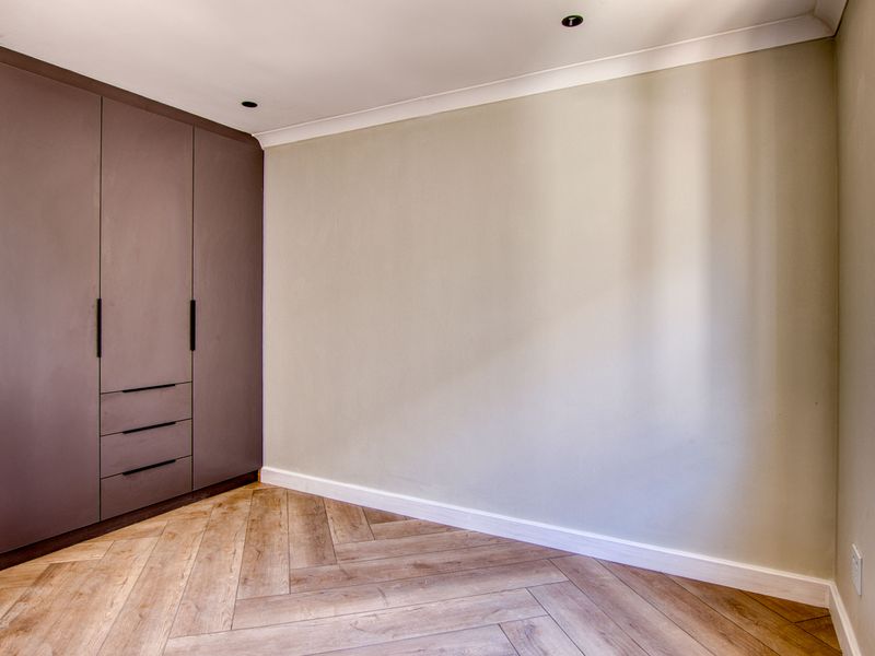 Contemporary Living, Crafted for You in Somerset West - Photo 7