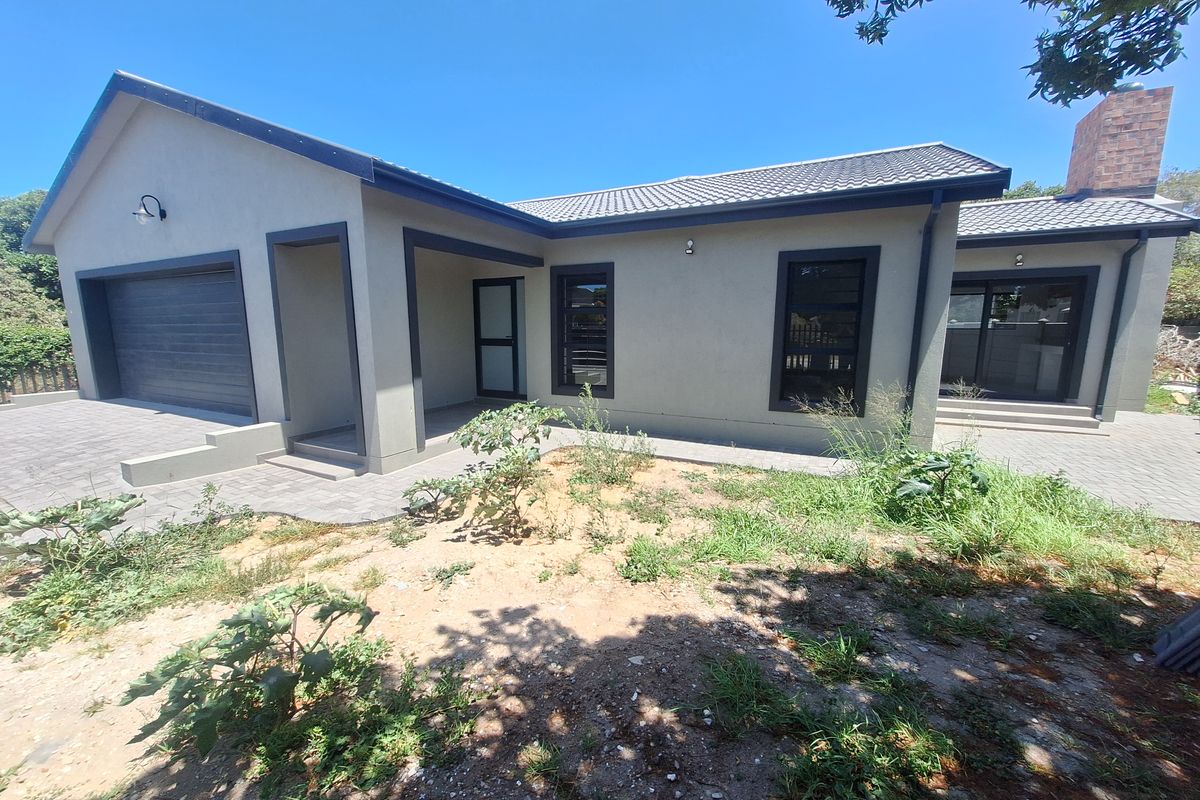 Modern Coastal Home | Aston Bay | New Build - Photo 3