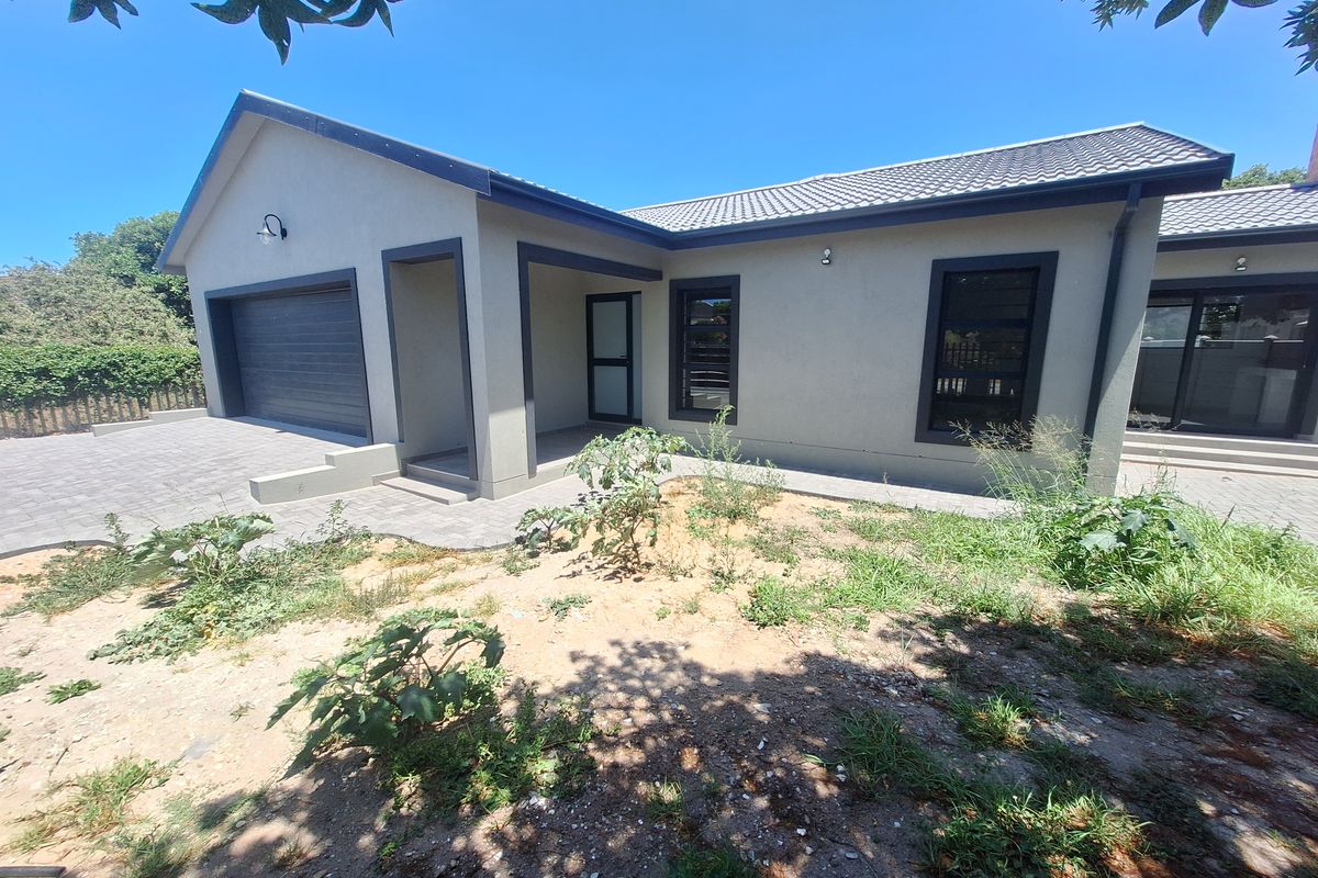 Modern Coastal Home | Aston Bay | New Build - Photo 4