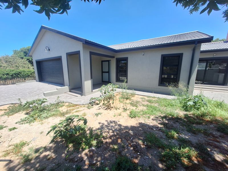 Modern Coastal Home | Aston Bay | New Build - Photo 4