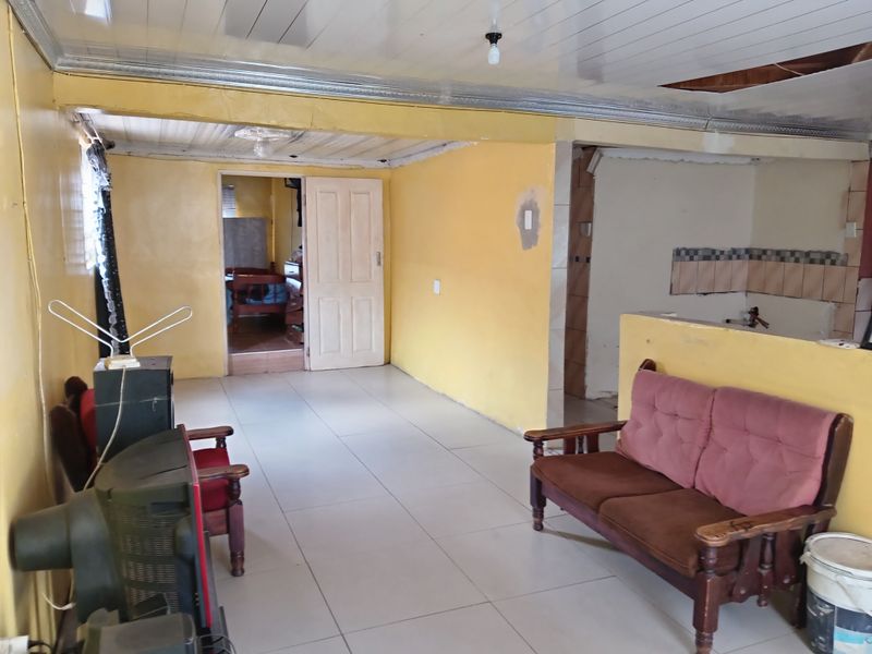 HOUSE FOR SALE Soweto-on-Sea - Photo 5
