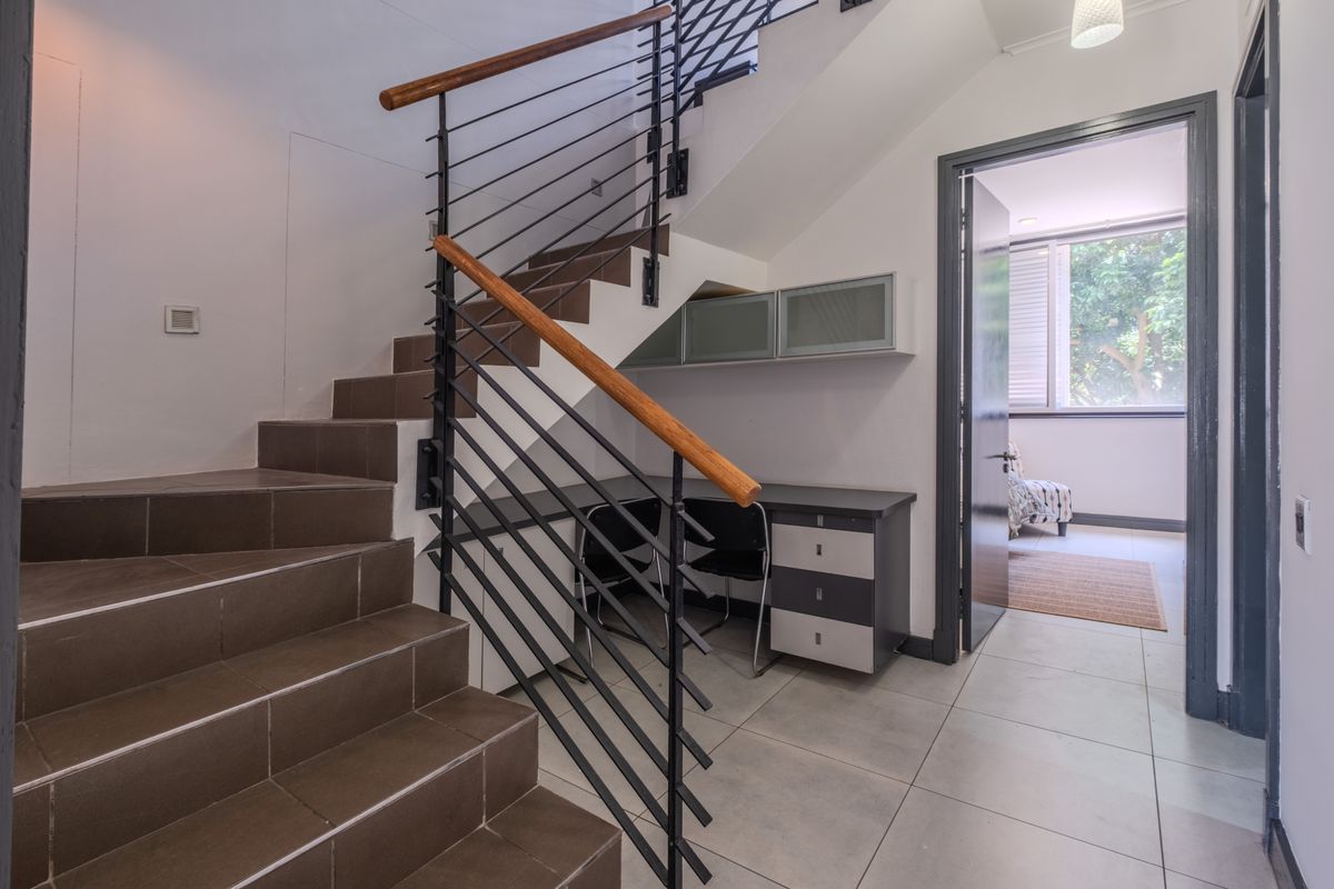 2 Bedroom Apartment in New Town Centre - Photo 4