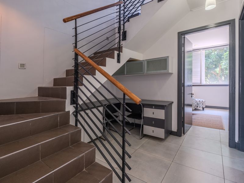 2 Bedroom Apartment in New Town Centre - Photo 4