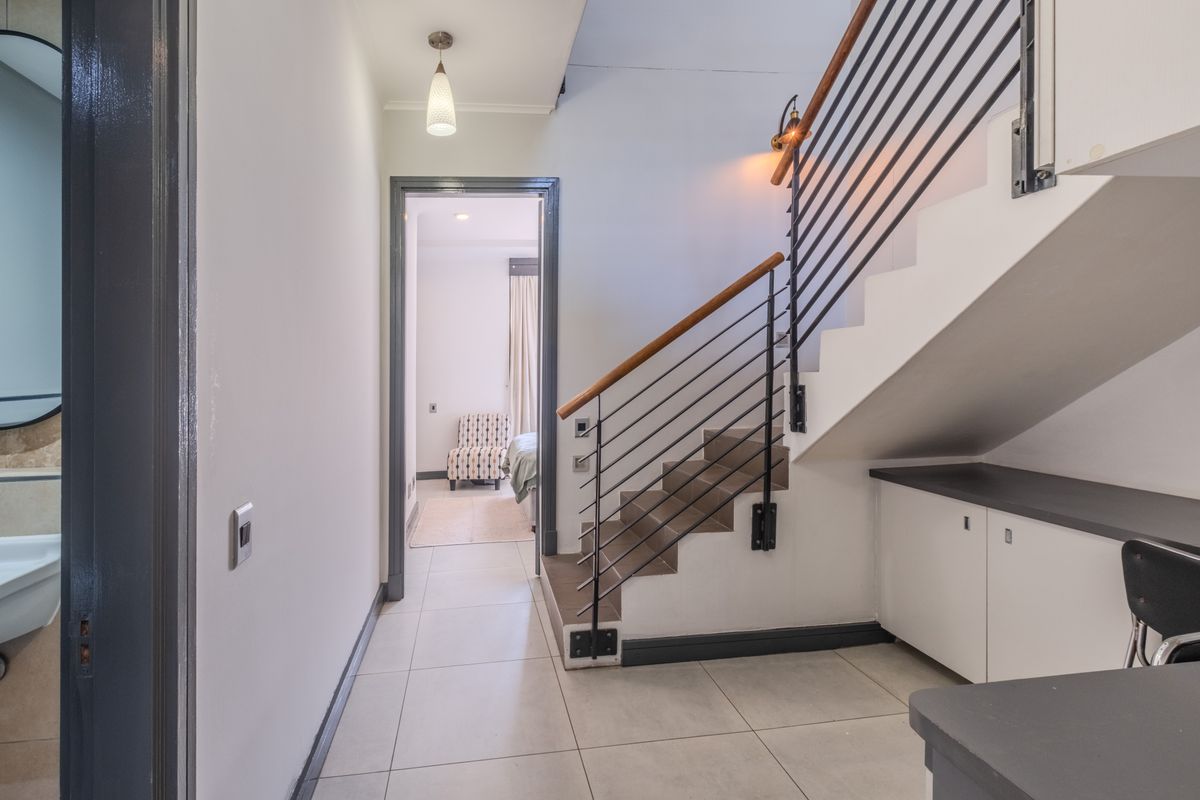 2 Bedroom Apartment in New Town Centre - Photo 5