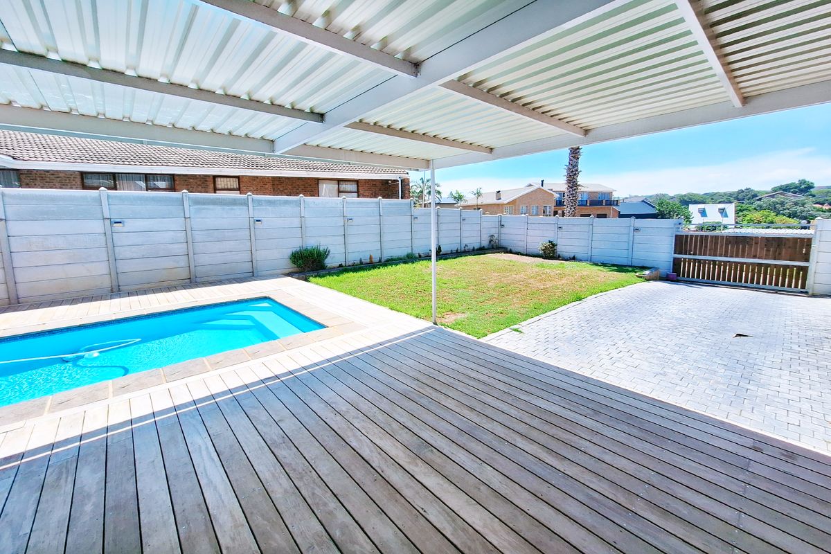 Secure, Entertainer-Friendly Family Home with Expansion Potential – Noorsekloof - Photo 5