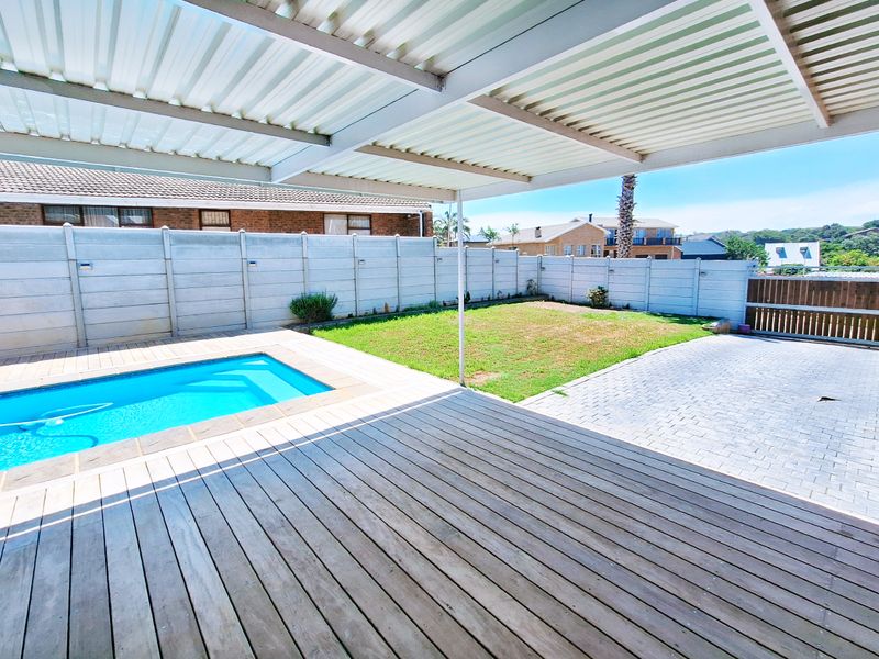 Secure, Entertainer-Friendly Family Home with Expansion Potential – Noorsekloof - Photo 5