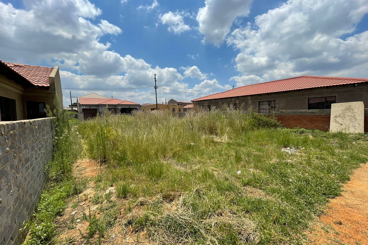 Vacant land in a newly developed area! - Photo 3