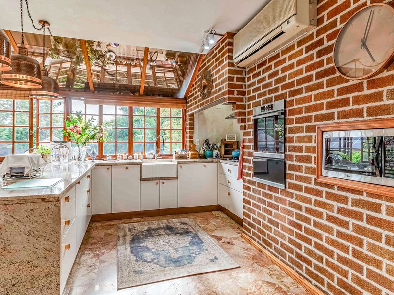 Classy, Character filled Bedfordview Gem - Photo 2